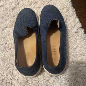 💙
M.Gemi - The Cherico Navy woven leather slip on sneaker